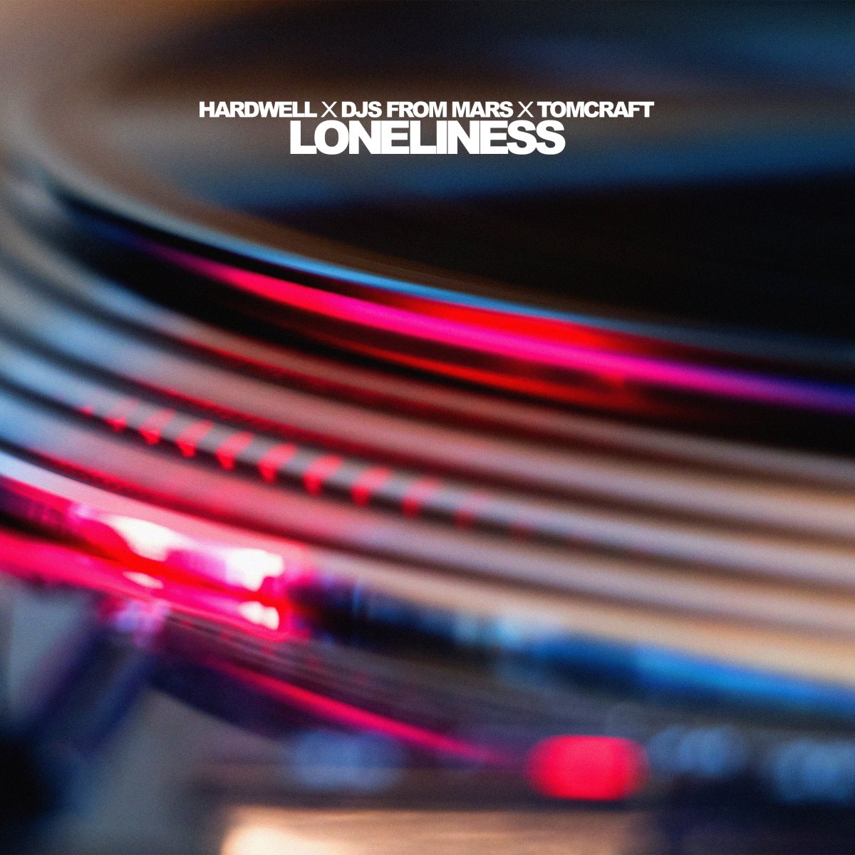 Loneliness – DASIDIAN & DJs From Mars & Tomcraft